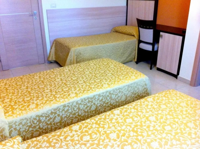 Classic Triple room