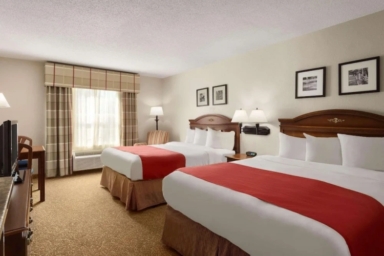 Standard Quadruple room