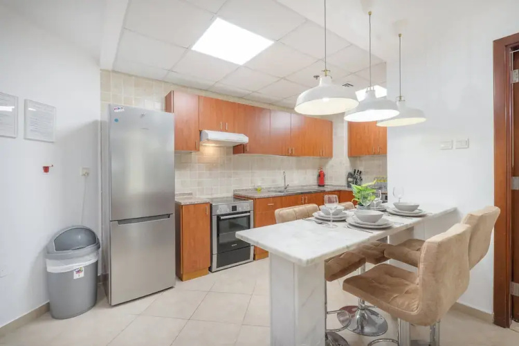 Spacious Serene 2 Bedroom in JLT for 4