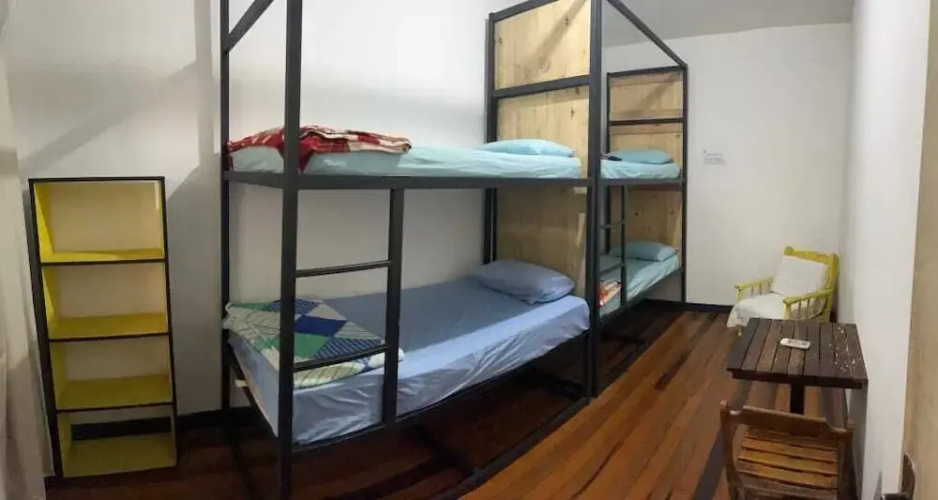 Colinna Hostel