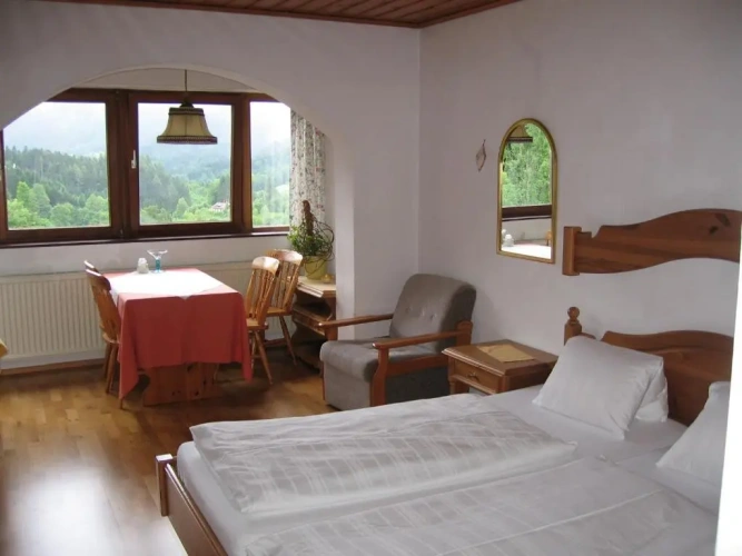 Classic Quadruple room