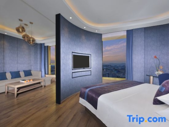 Deluxe Double Suite