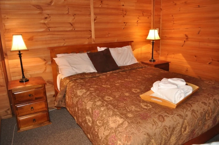 3 Bedrooms Apartment