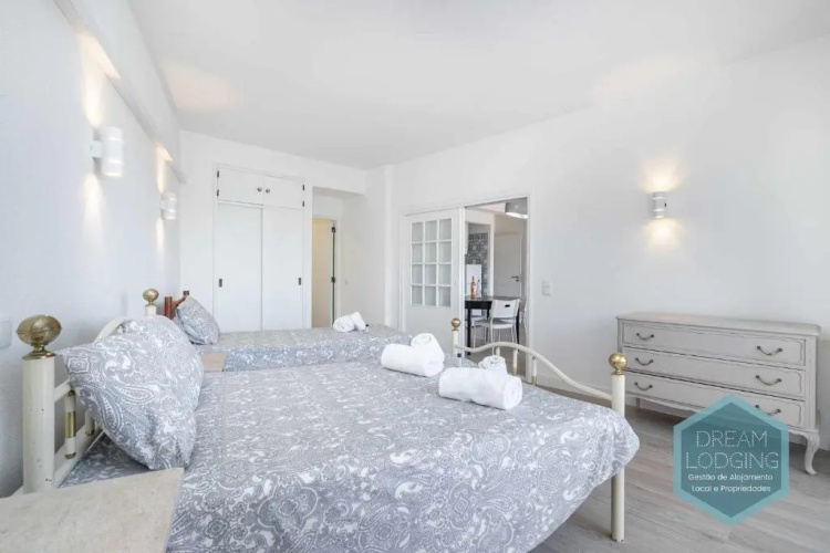 Artens 407 - Dream Lodging