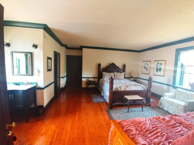 Comfort room