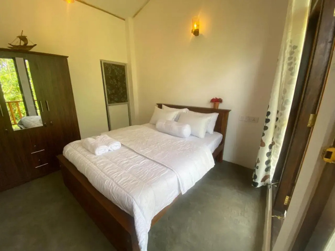 Jungle Beach Hostel