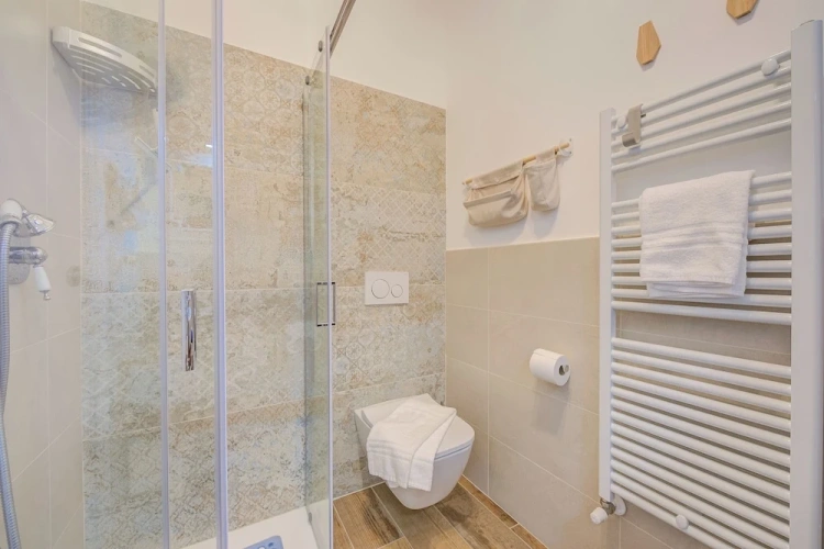 2 Bedrooms Family Apartment