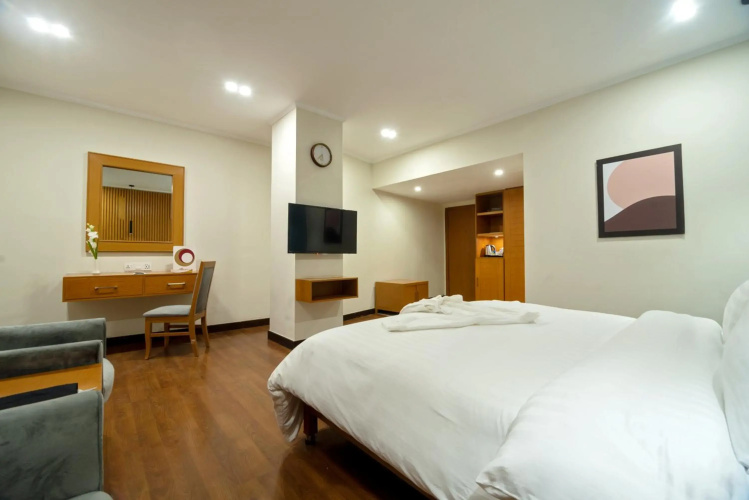Hotel One Tower Gulberg