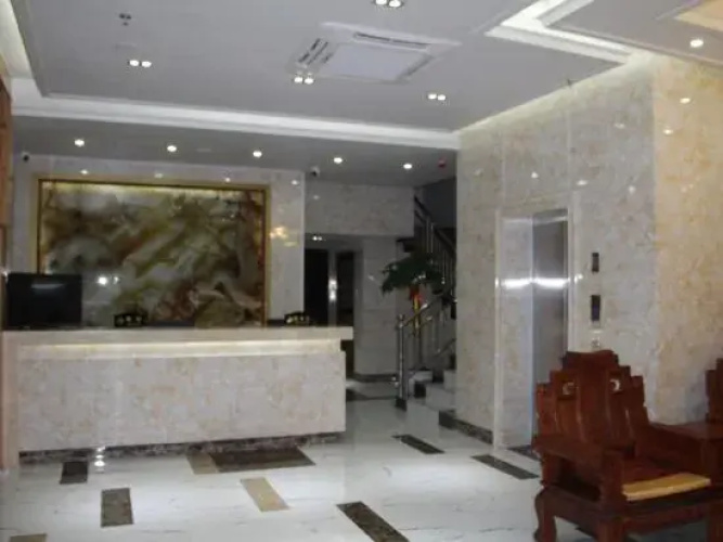 Linjiang Hotel