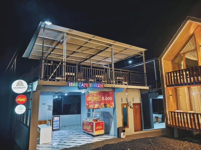 Miarzafa cabin house