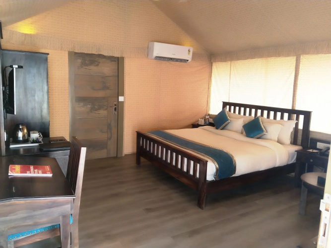 Hotel Chirag