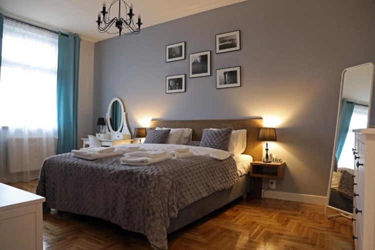 Deluxe Apartment