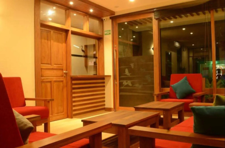 Meri Maldives
