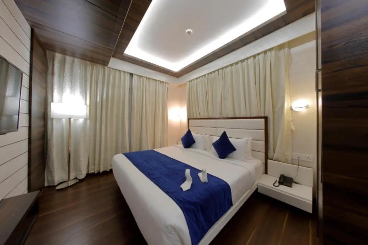 Deluxe Suite