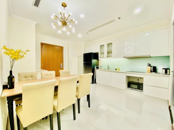 1 Bedroom Luxury Apartment with balcony