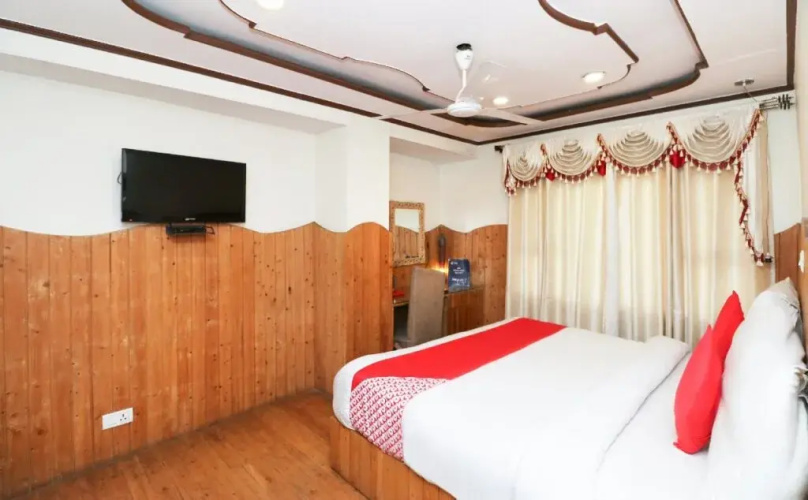OYO 1045 Hotel Ashirward