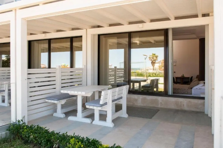 Suite with garden view