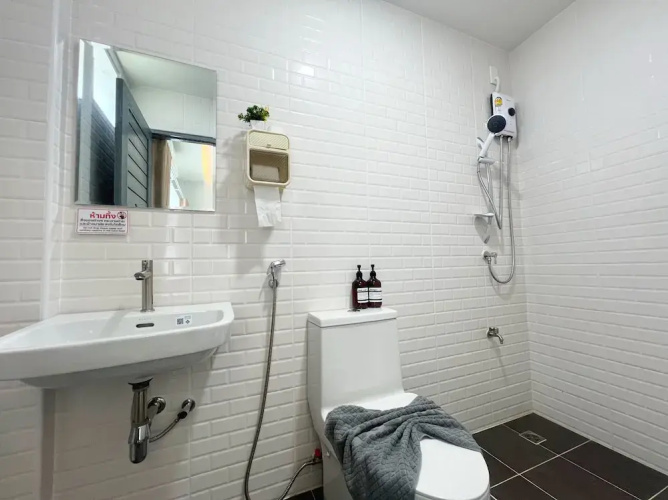 Monday Guesthouse Hatyai