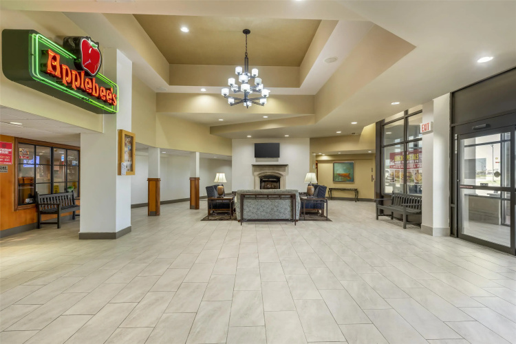 Best Western Plus York Hotel & Conference Center