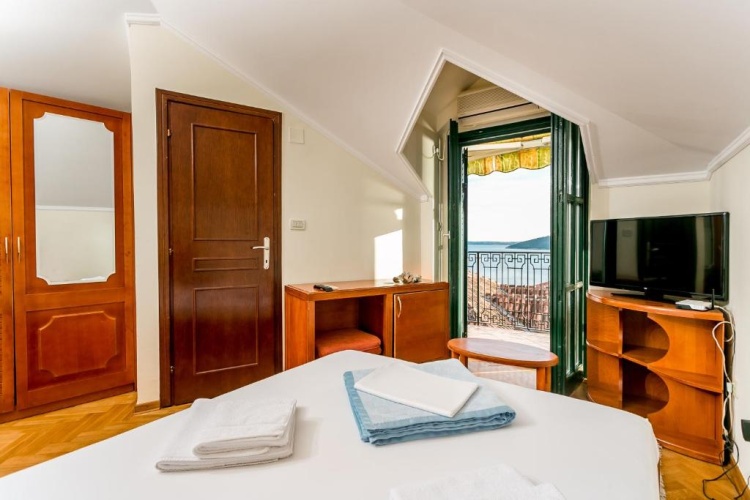 Standard Double room with balcony