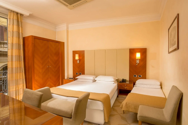 Suite Opera Rooms