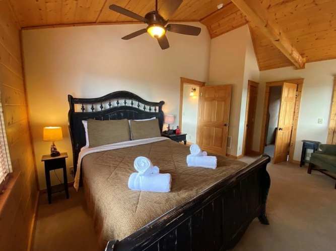 Game Keeper - 3 Br Cabin