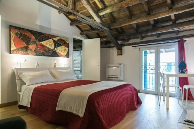 Deluxe Double room