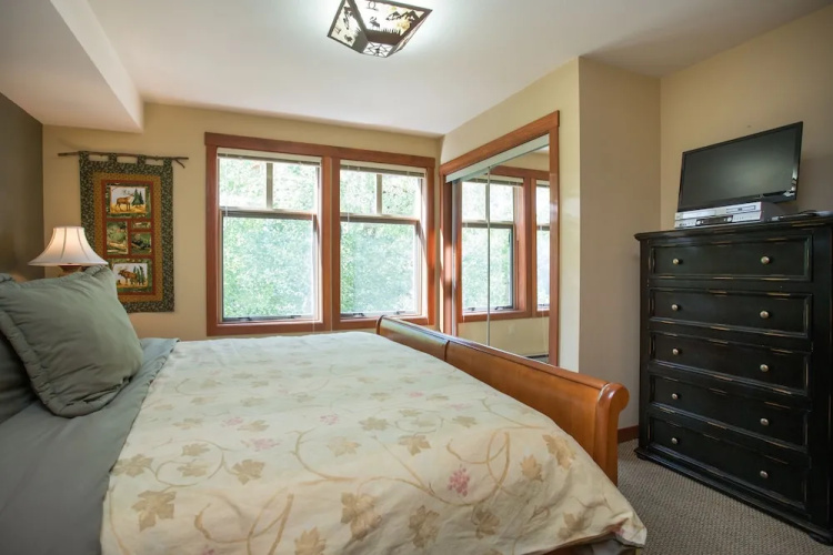 2202 - Two Bedroom Standard Eagle Springs East 2 Condo by RedAwning