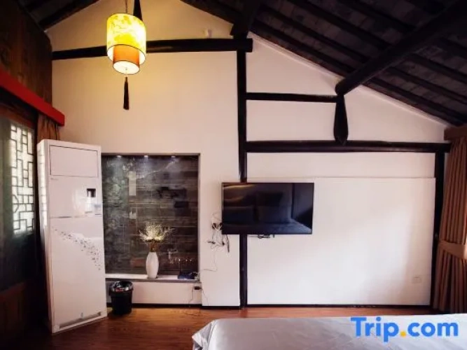 5 Bedrooms Standard room with river view
