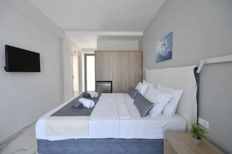 Deluxe Double room with balcony and with sea view
