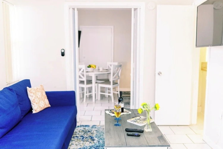 1 Bedroom Premium Double Family Suite