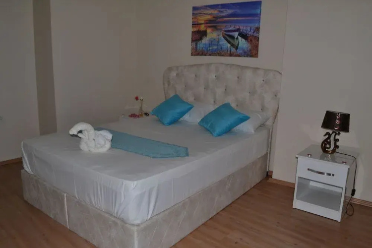 Best In Deniz