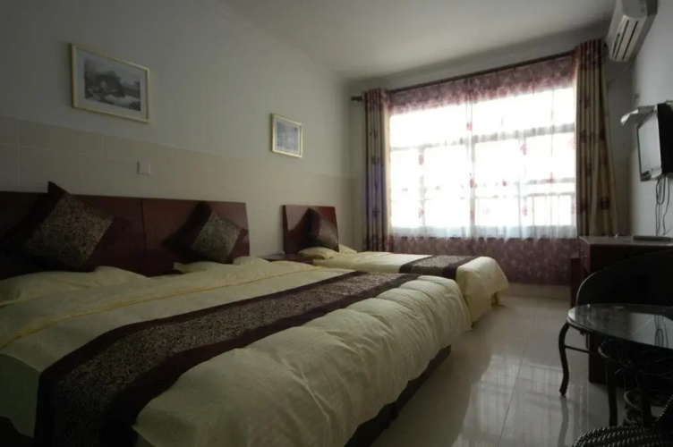 Ouge Hotel