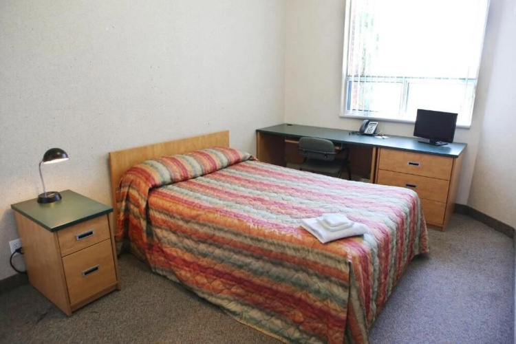 Residence & Conference Centre - Barrie