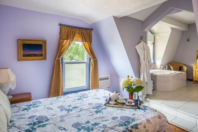 Heartwood Inn