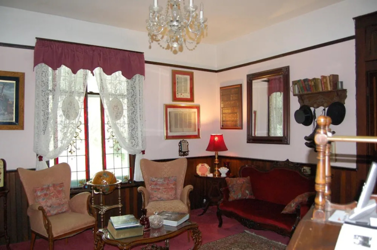 Mountain Laurel Inn
