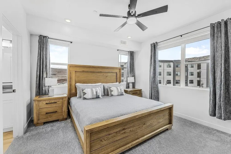 Starlight Crossing 4 Bedroom Condo