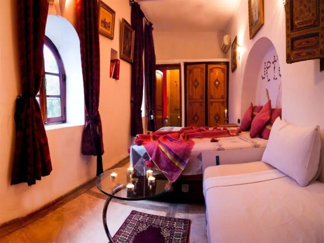 Le Feng Shui Pool and Spa
