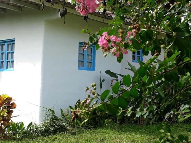 2 Bedrooms Cottage