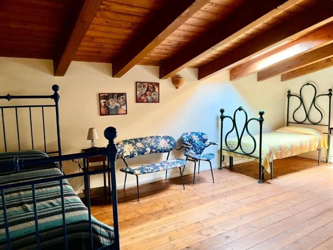 Standard Quintuple Duplex room
