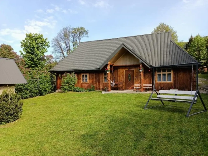 2 Bedrooms Chalet