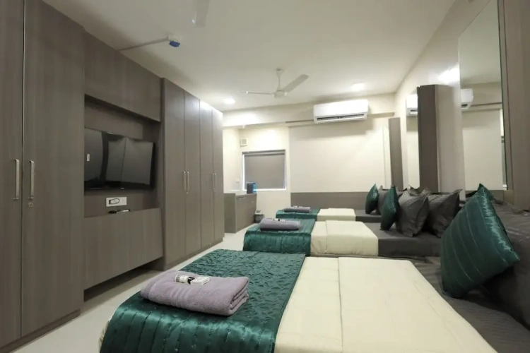 Deluxe Triple room
