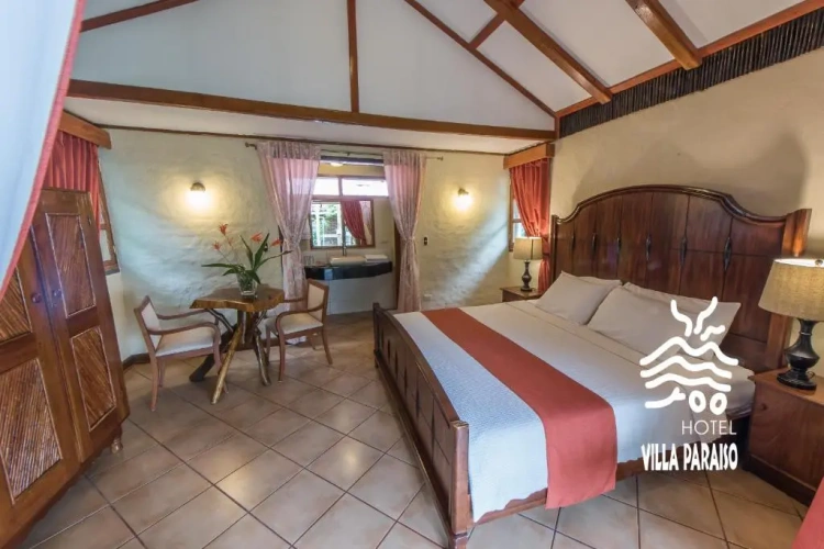 Standard Double room with lake view