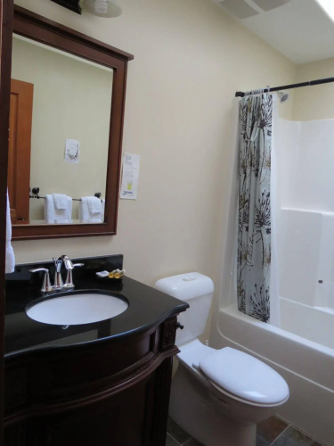 Cobble Wood Guesthouse