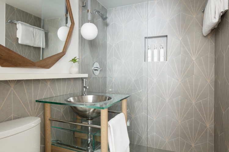 Kimpton Surfcomber Hotel photo 9
