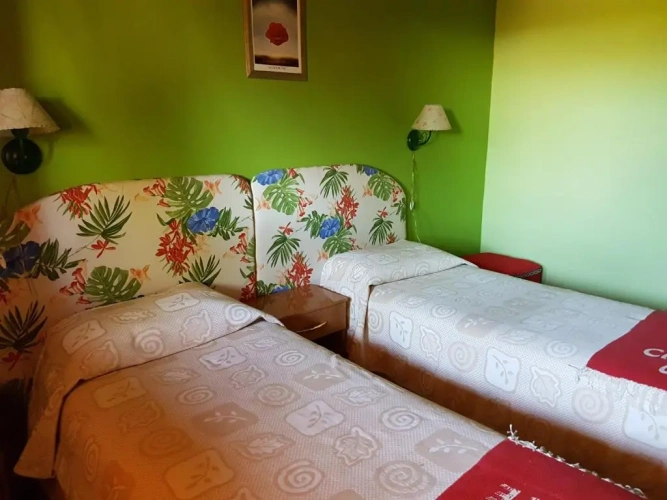 2 Bedrooms Bungalow