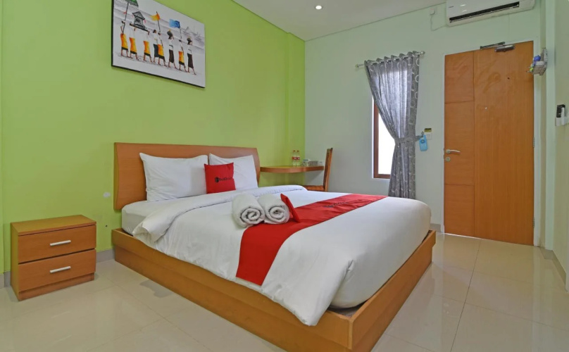 RedDoorz Plus @ Mahendradatta Denpasar