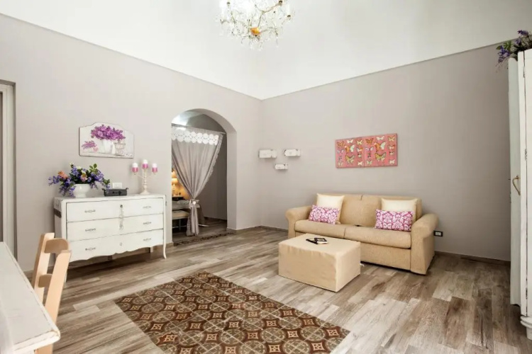 Le Alcove