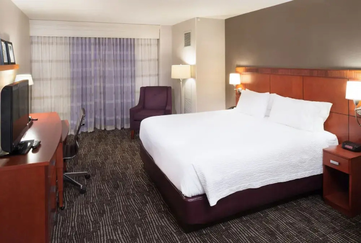 Hotel 1600