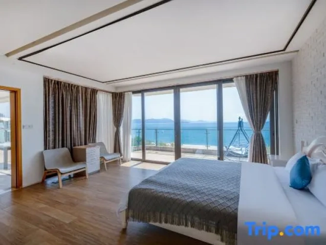 4 Bedrooms Double Duplex Villa with sea view